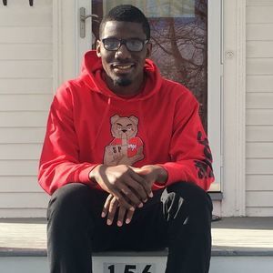 Meet your Posher, Jaron